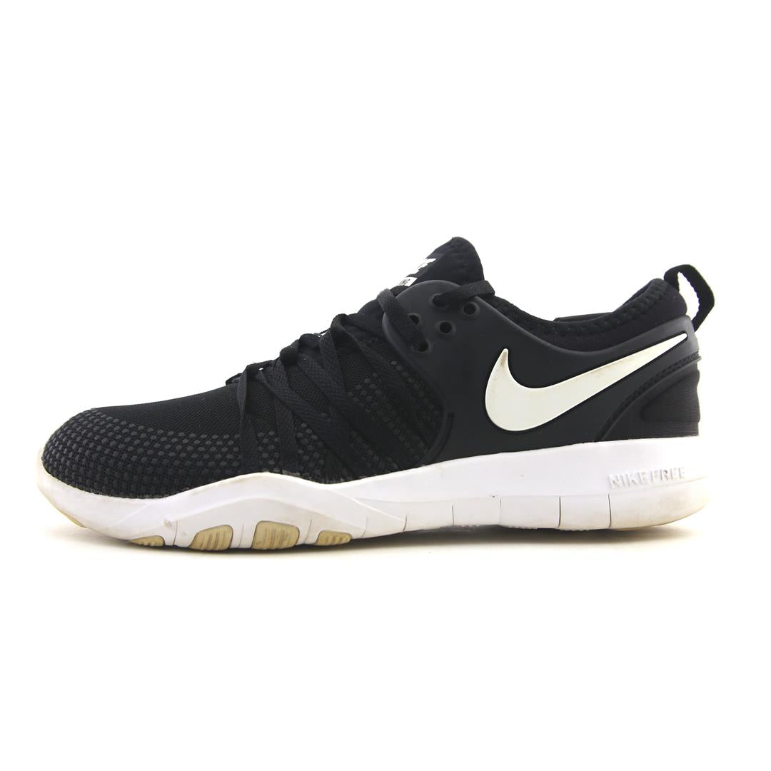 NIKE FREE TR 7