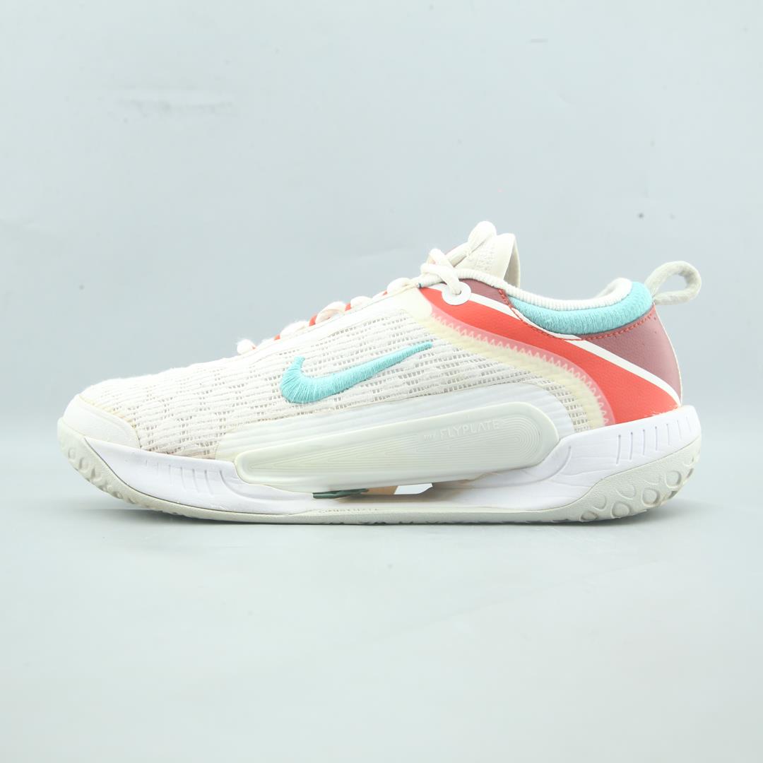 NIKE ZOOM COURT NXT HC