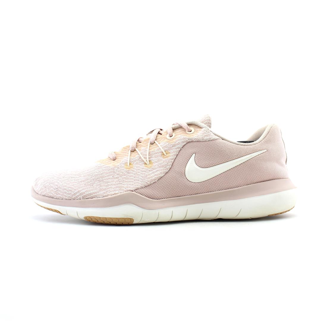 NIKE FLEX SUPREME TR 6