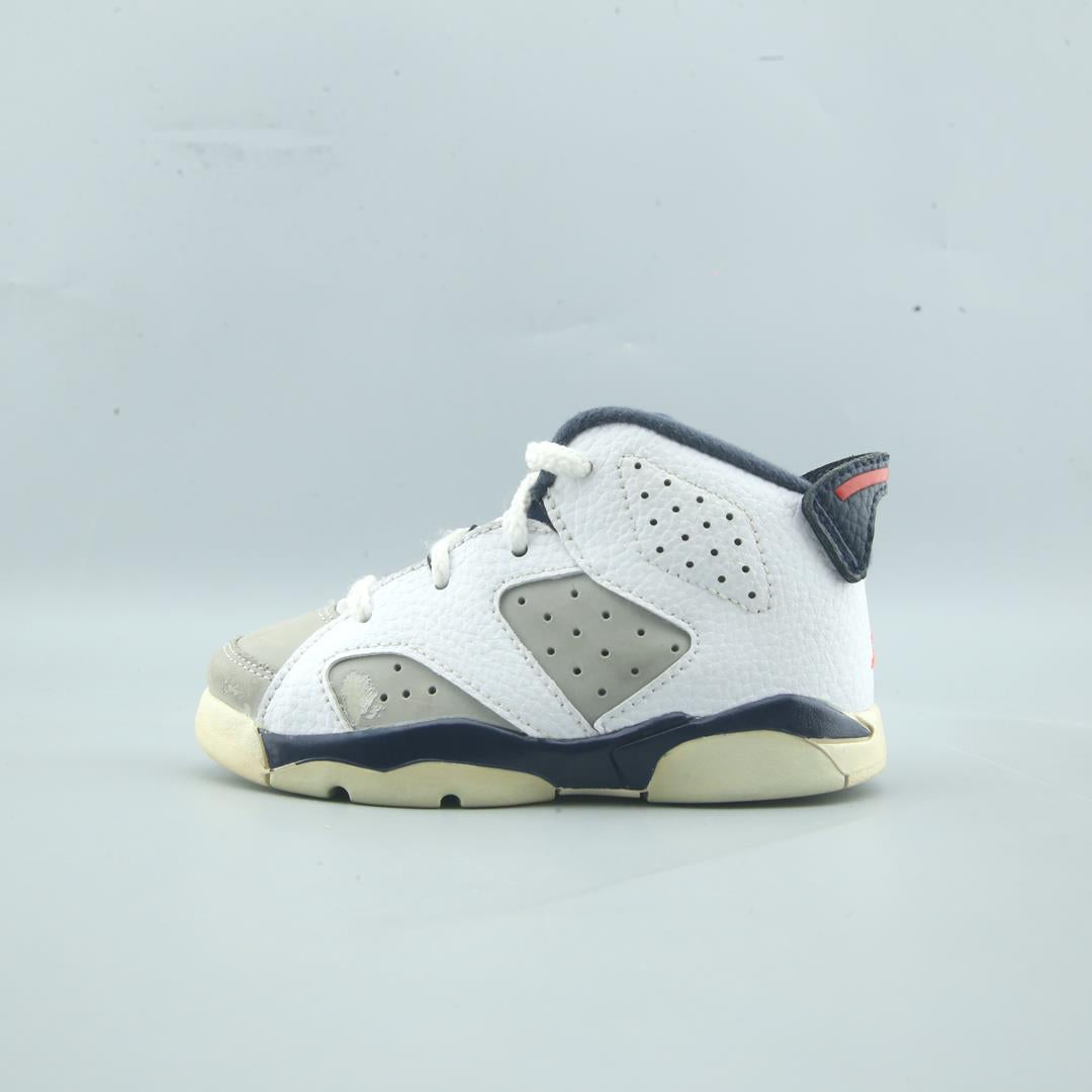 JORDAN 6 RETRO