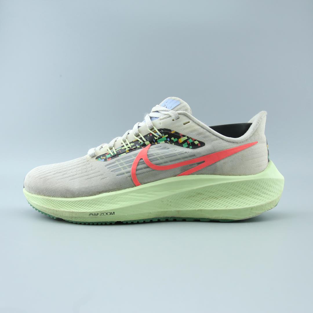 NIKE AIR ZOOM PEGASUS 39
