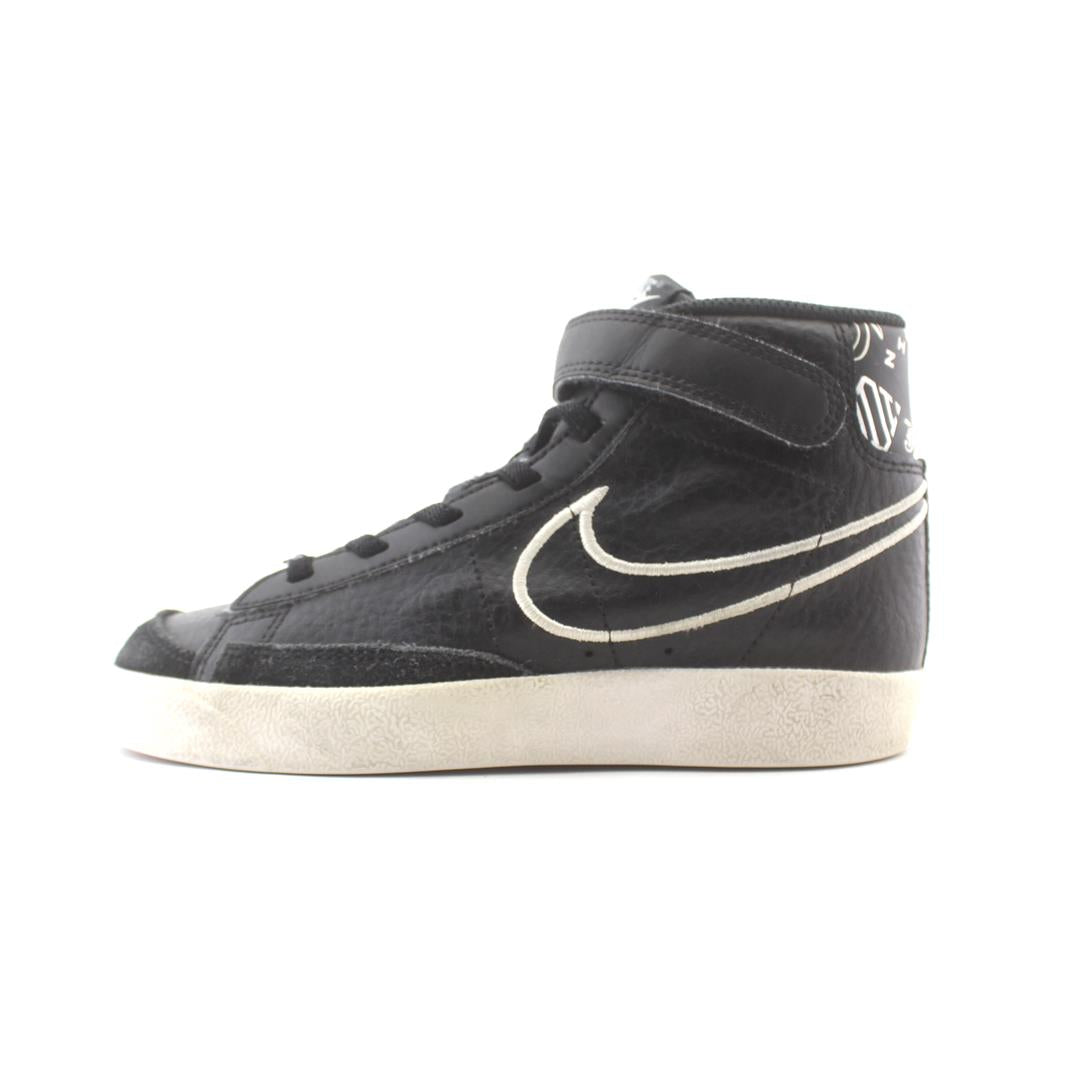 NIKE BLAZER MID '77