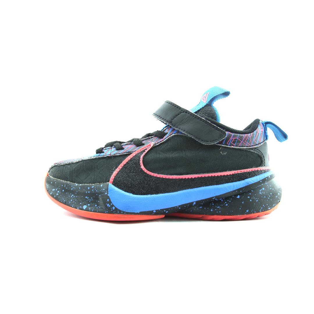 NIKE ZOOM FREAK 5