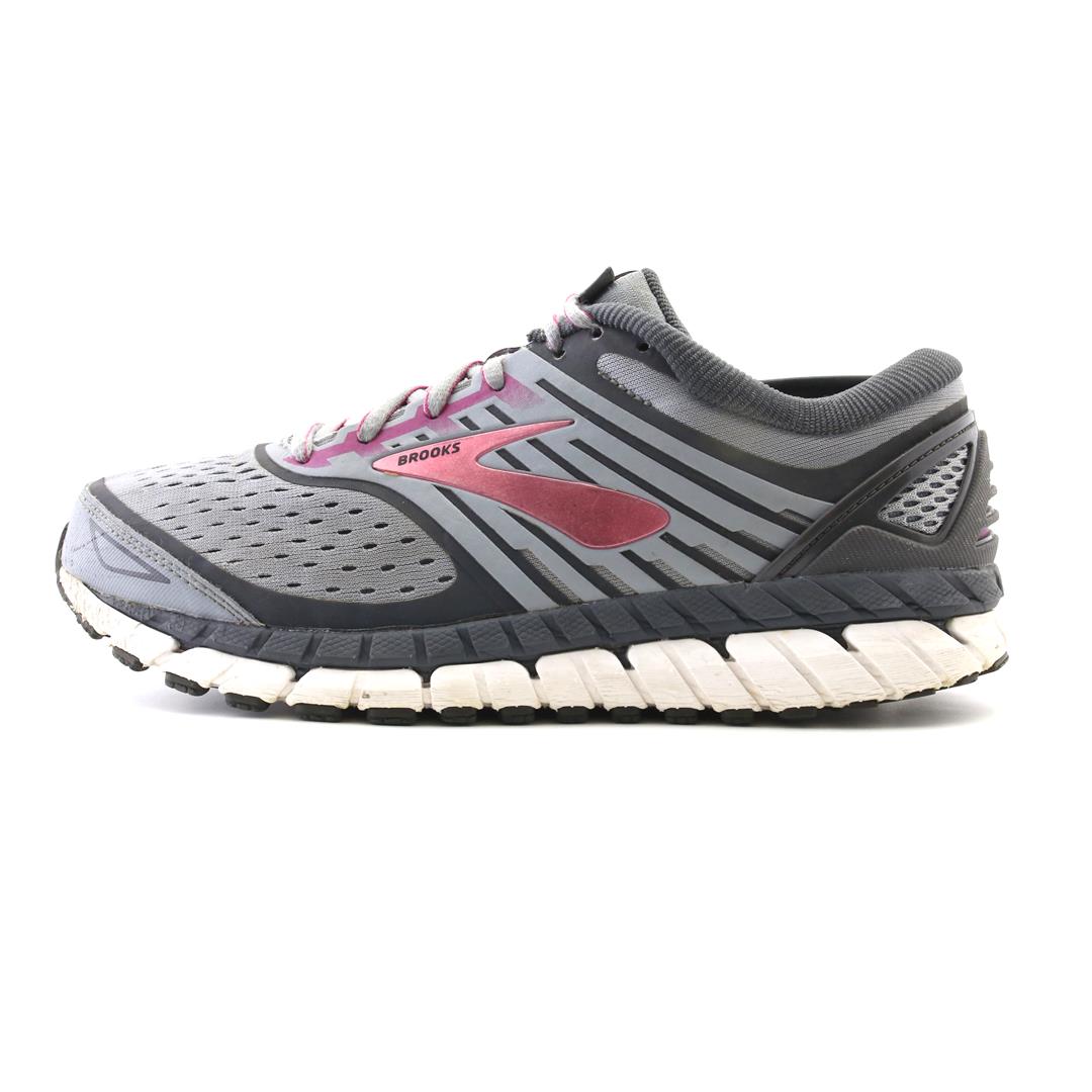 BROOKS ARIEL 18