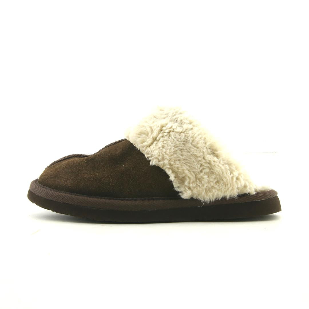 MINNETONKA MOCCASINS CHESNEY SCUFF