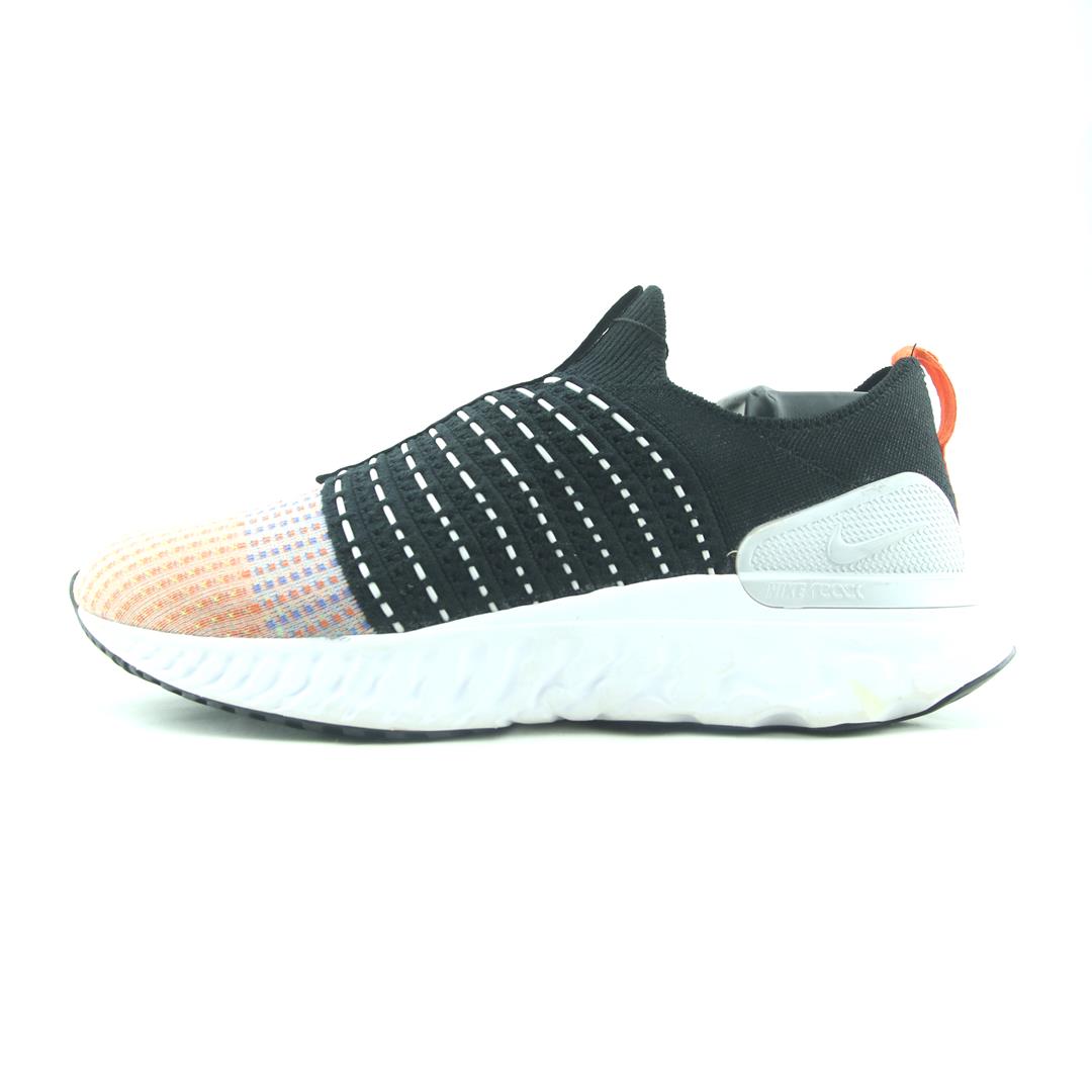 NIKE REACT PHANTOM RUN FLYKNIT 2