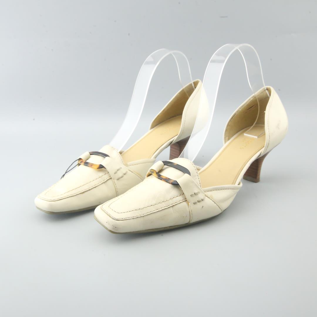 LIZ CLAIBORNE LUCIA