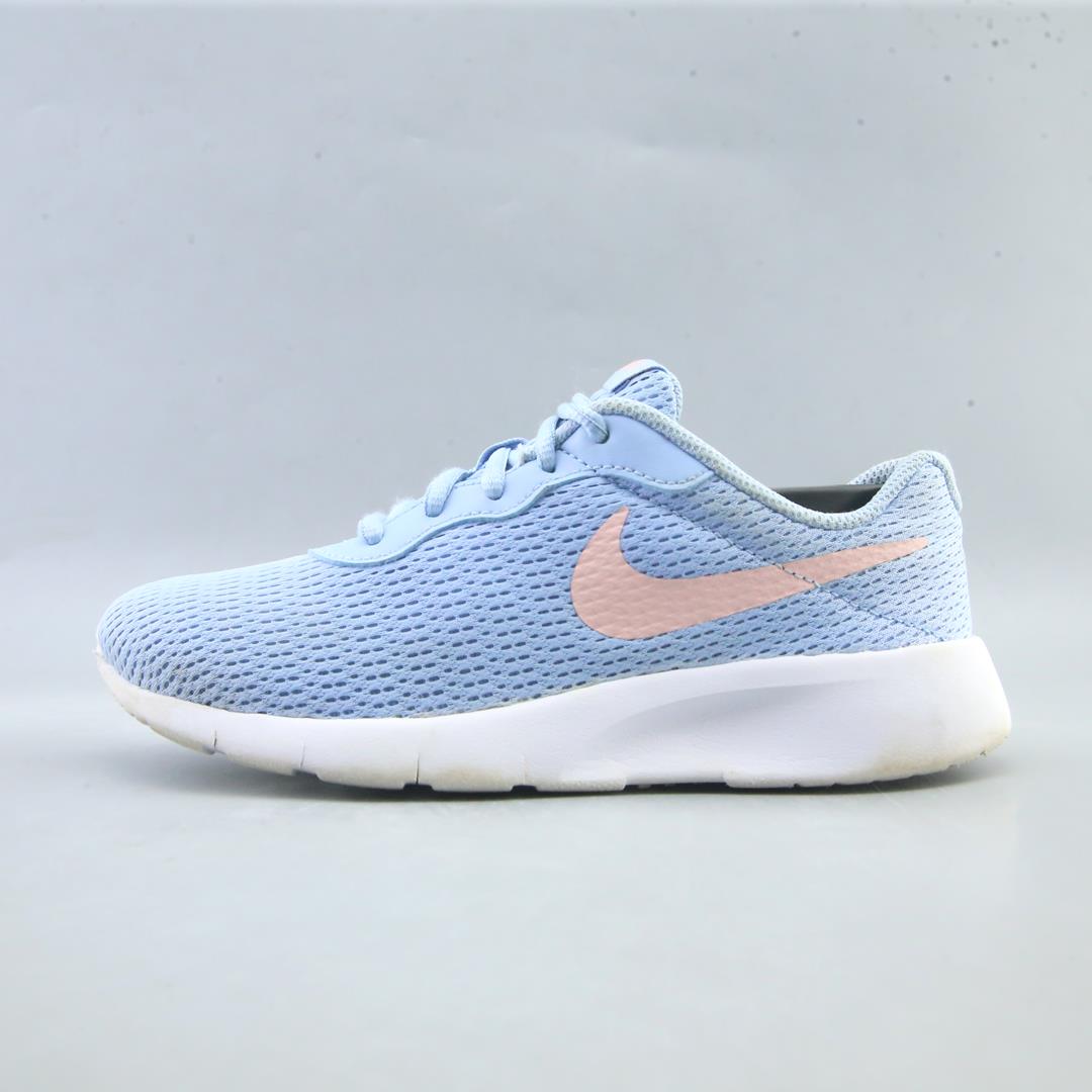 NIKE TANJUN