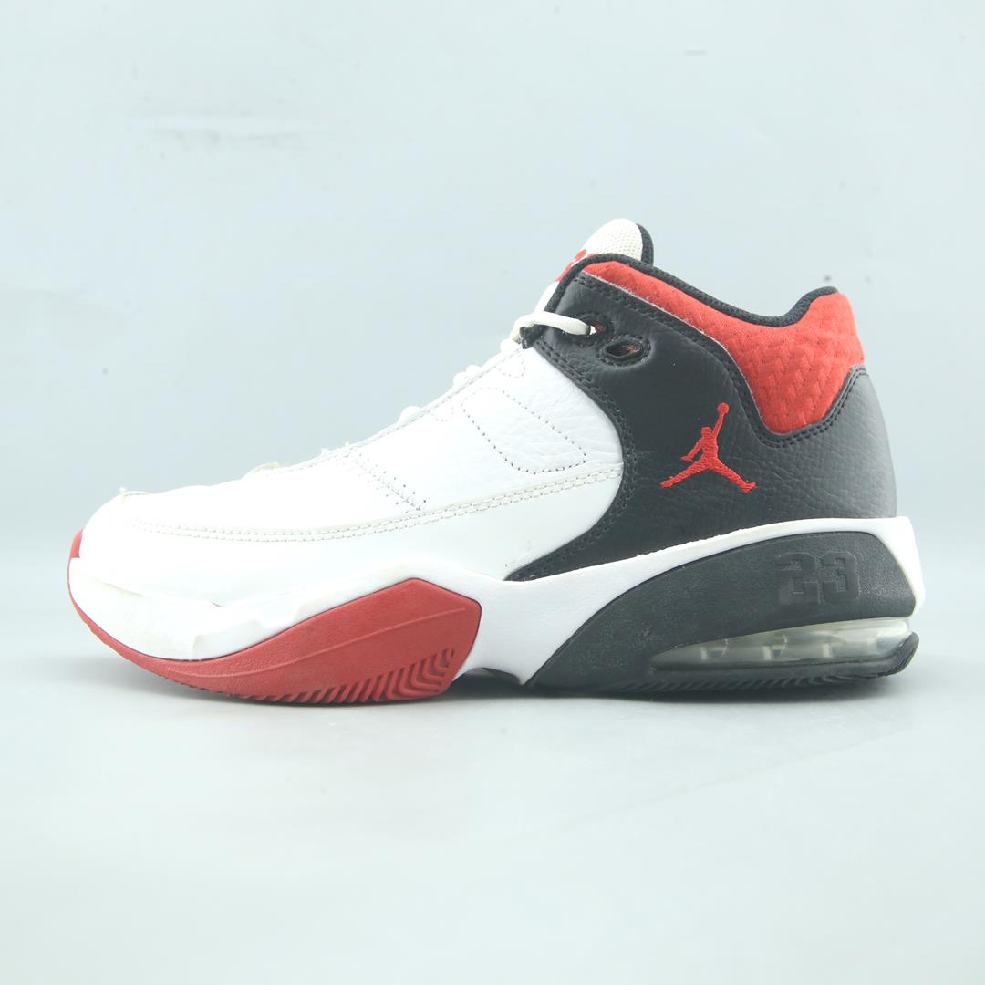 JORDAN MAX AURA 3