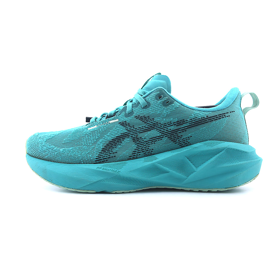 ASICS NOVABLAST 5