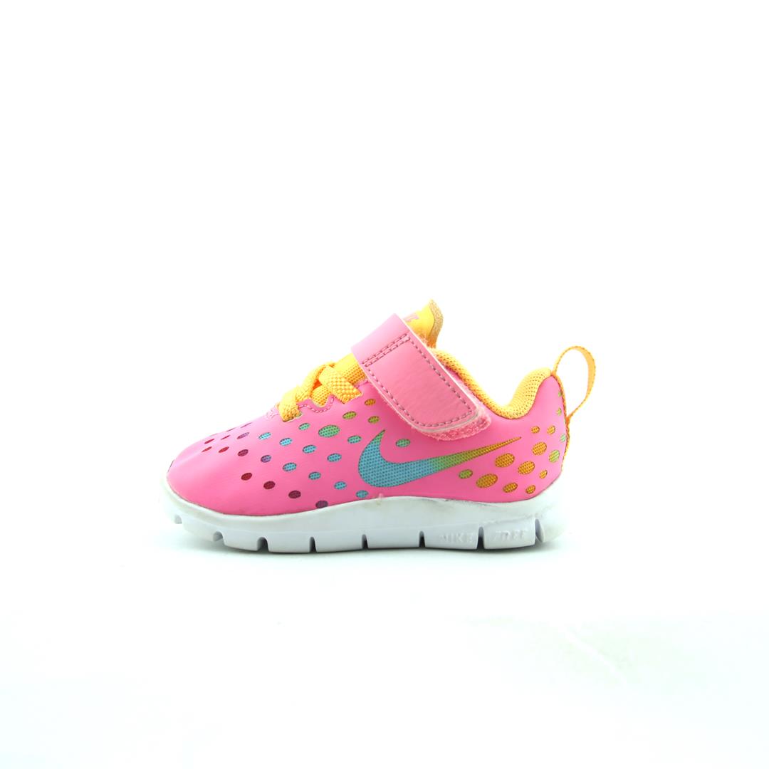 NIKE FREE RN
