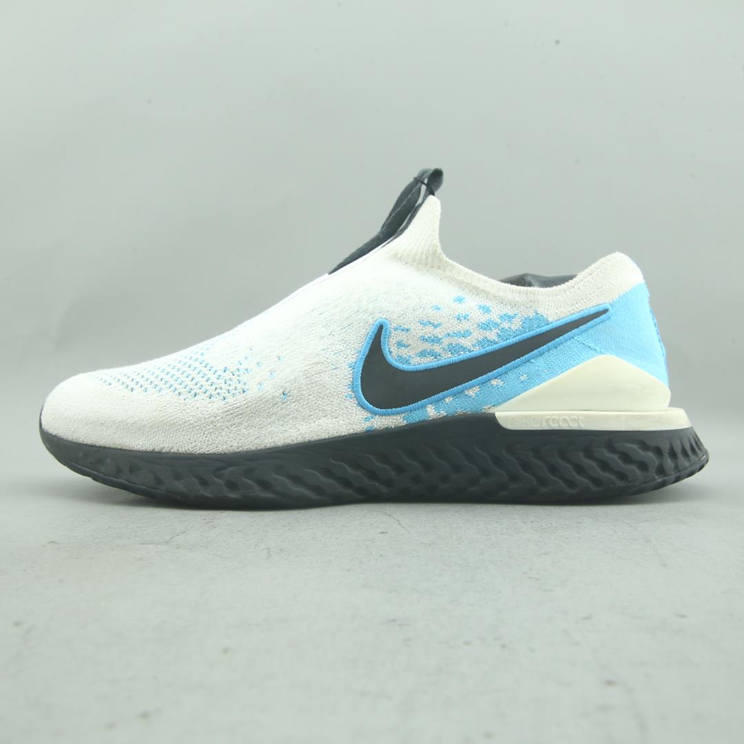 NIKE EPIC PHANTOM REACT FLYKNIT