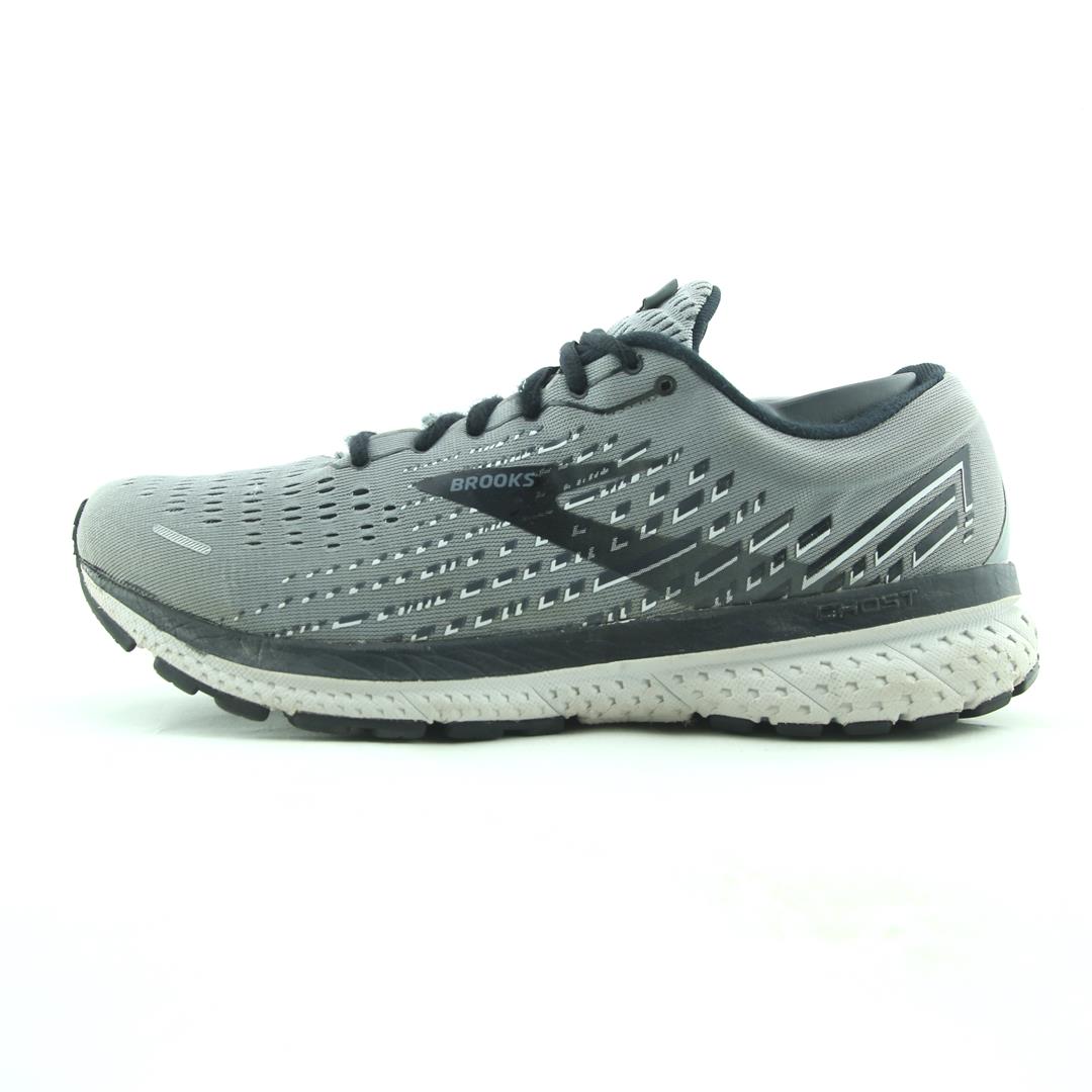 BROOKS GHOST 13