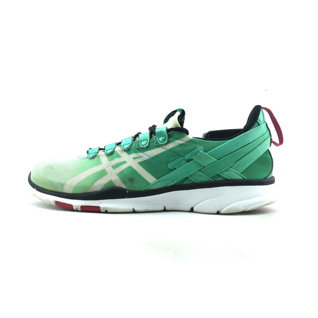 ASICS GEL FIT SANA