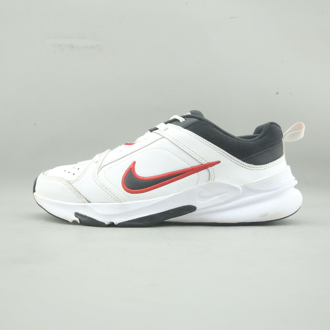 NIKE DEFY ALL DAY