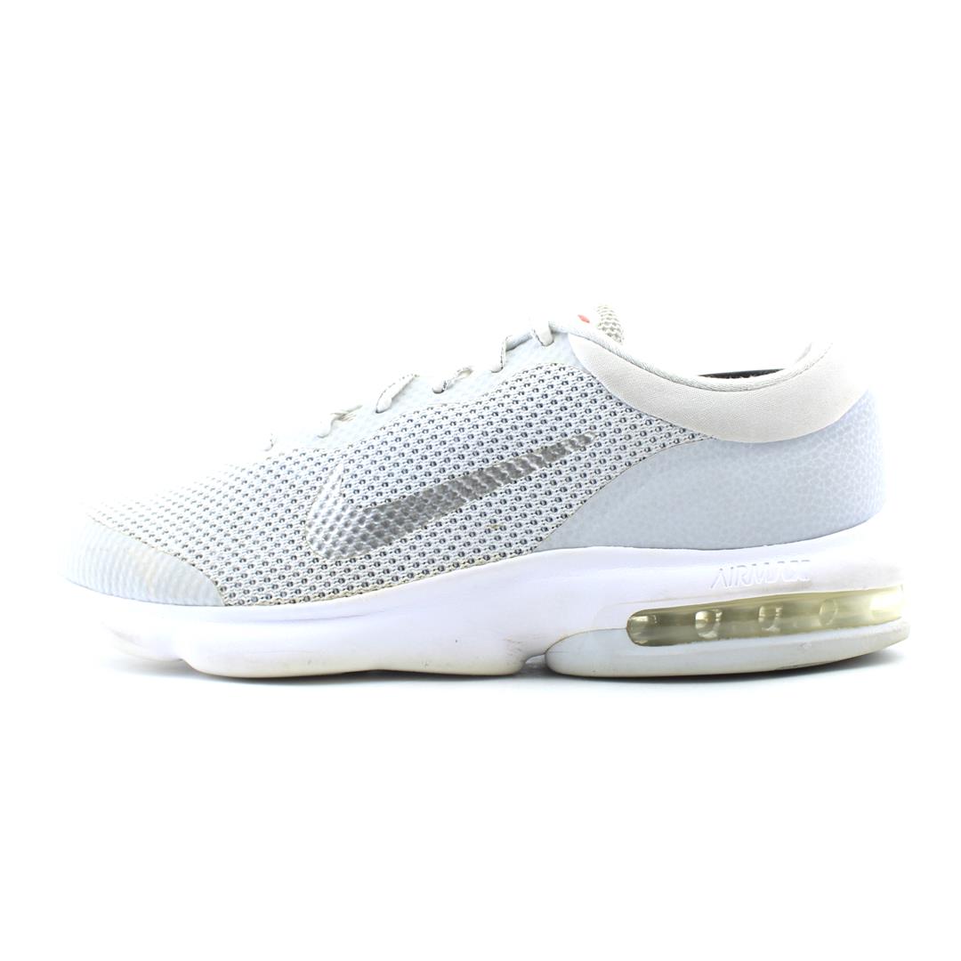NIKE AIR MAX ADVANTAGE