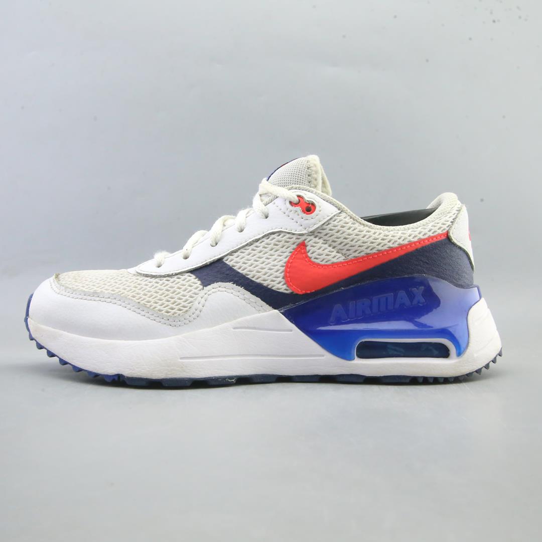 NIKE AIR MAX SYSTM