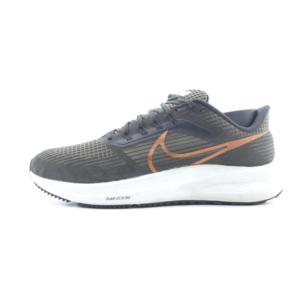 NIKE AIR ZOOM PEGASUS 39