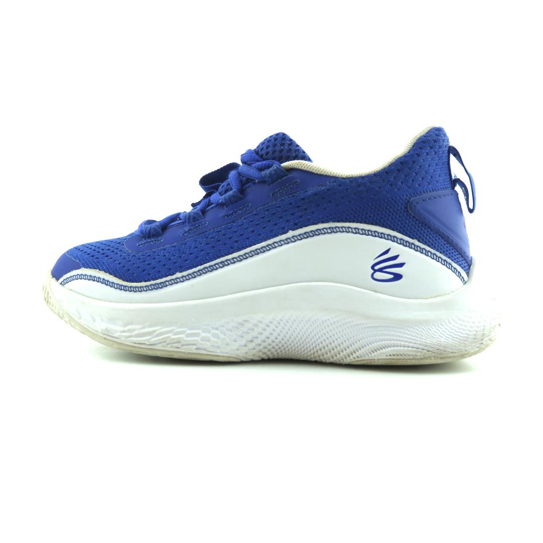 UNDER ARMOUR CURRY 8