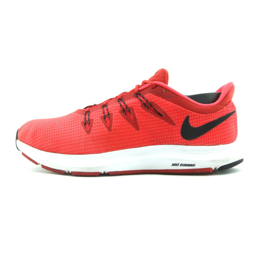NIKE QUEST