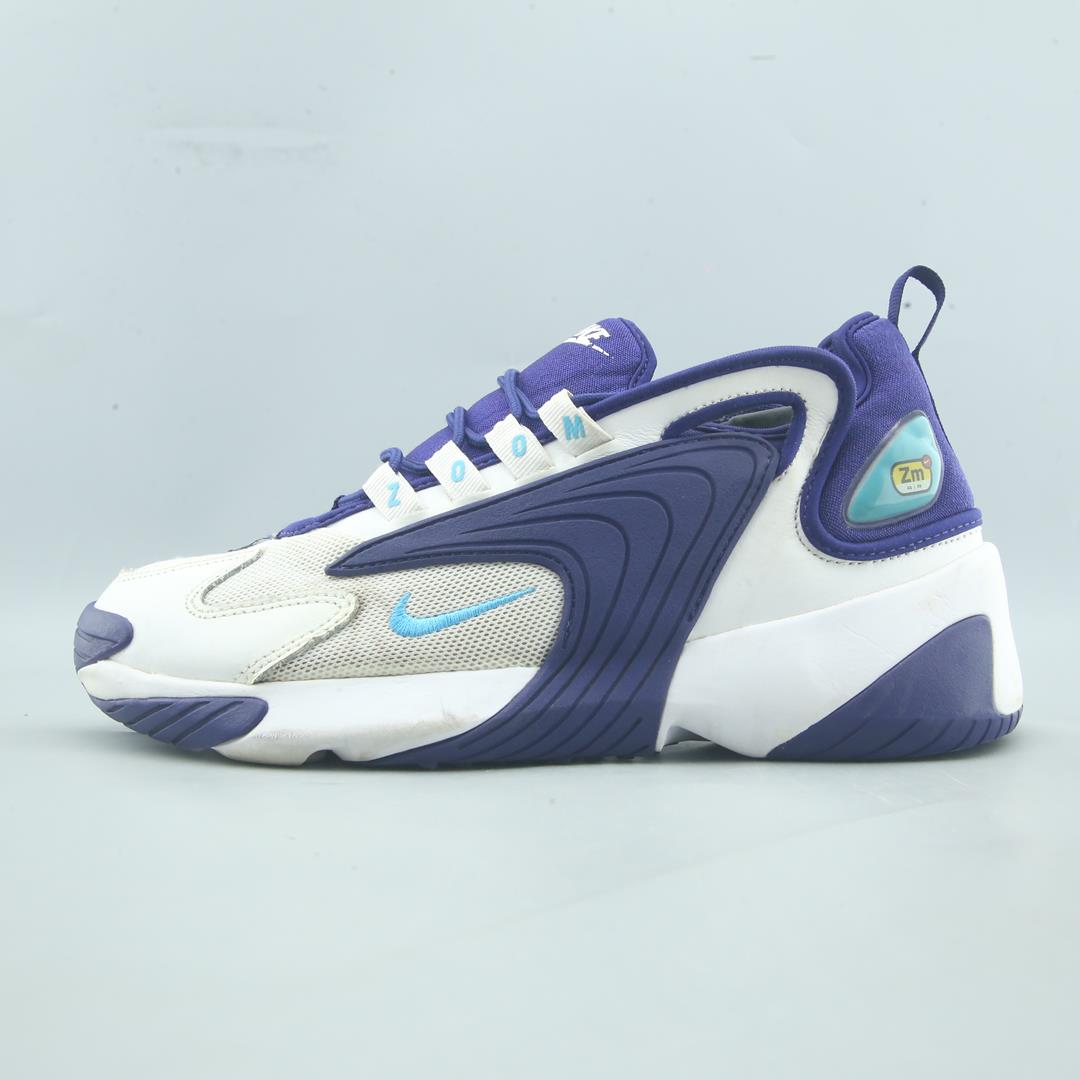 NIKE ZOOM 2K