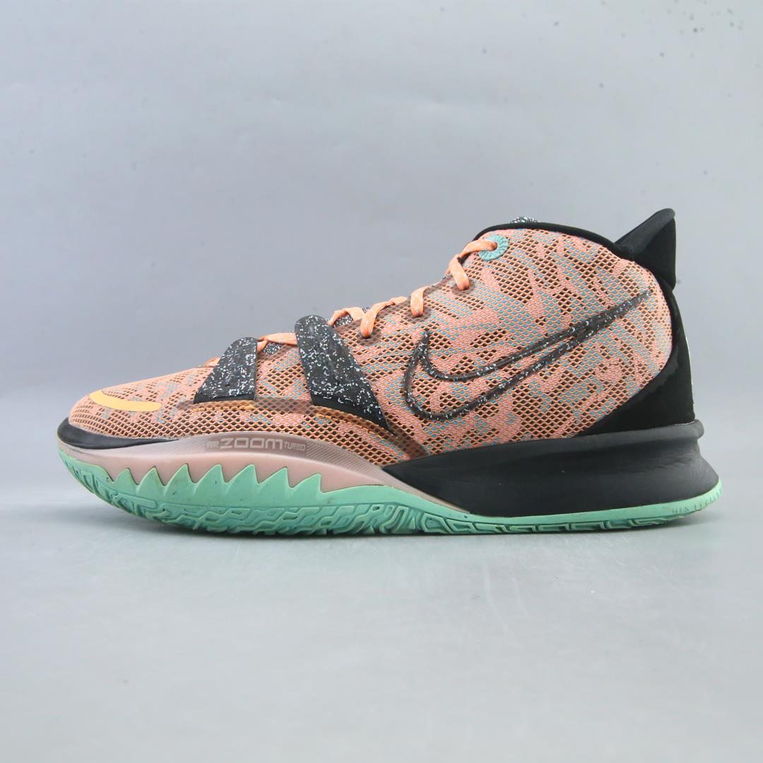 NIKE KYRIE 7