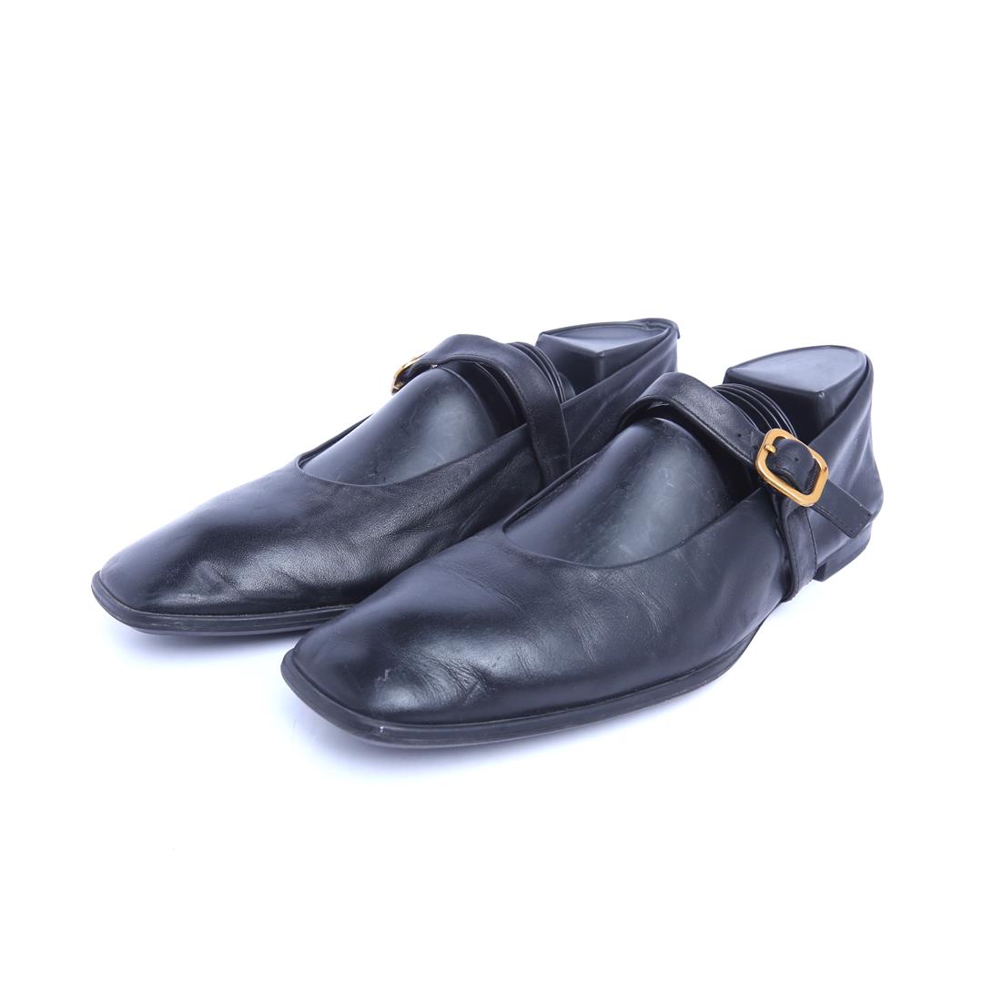 MASSIMO DUTTI .