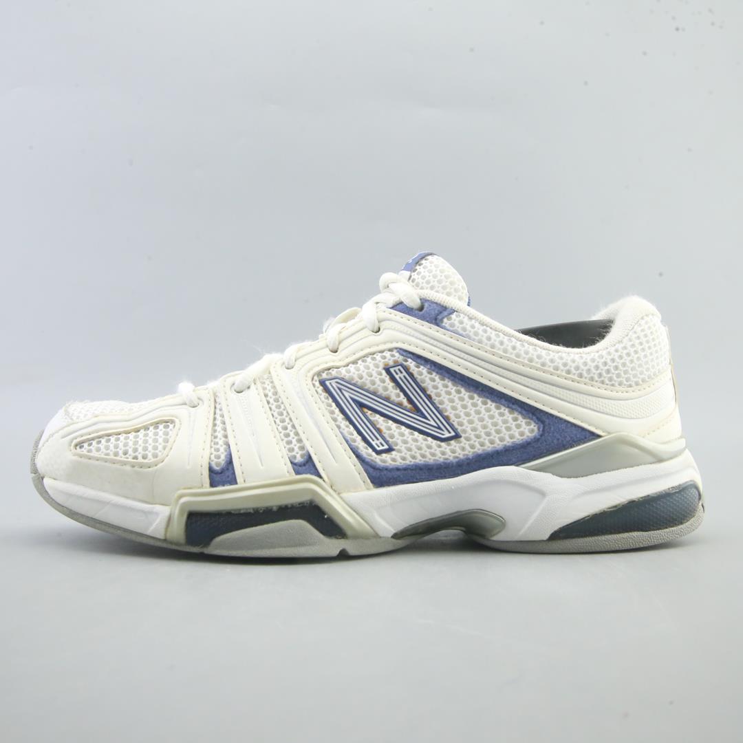 NEW BALANCE 1005