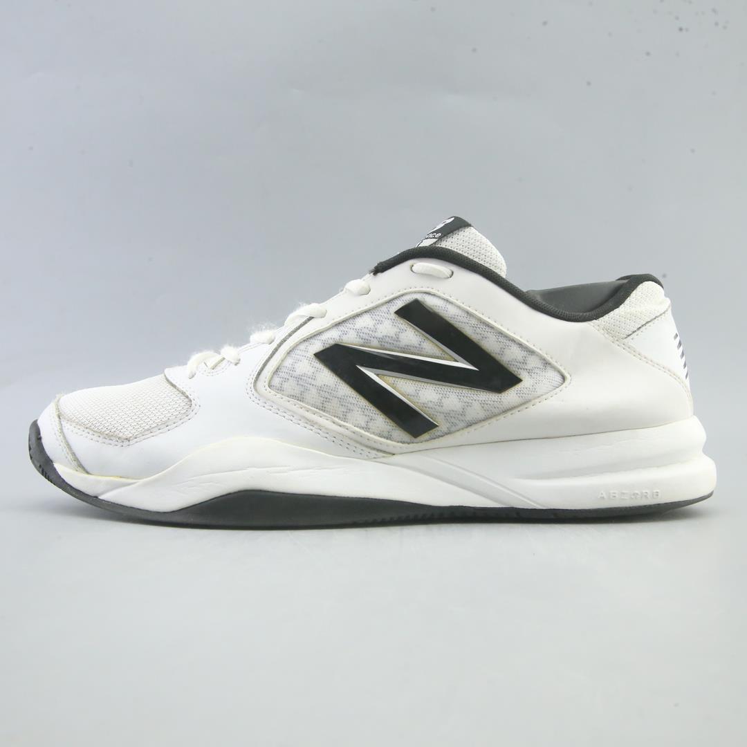 NEW BALANCE 696