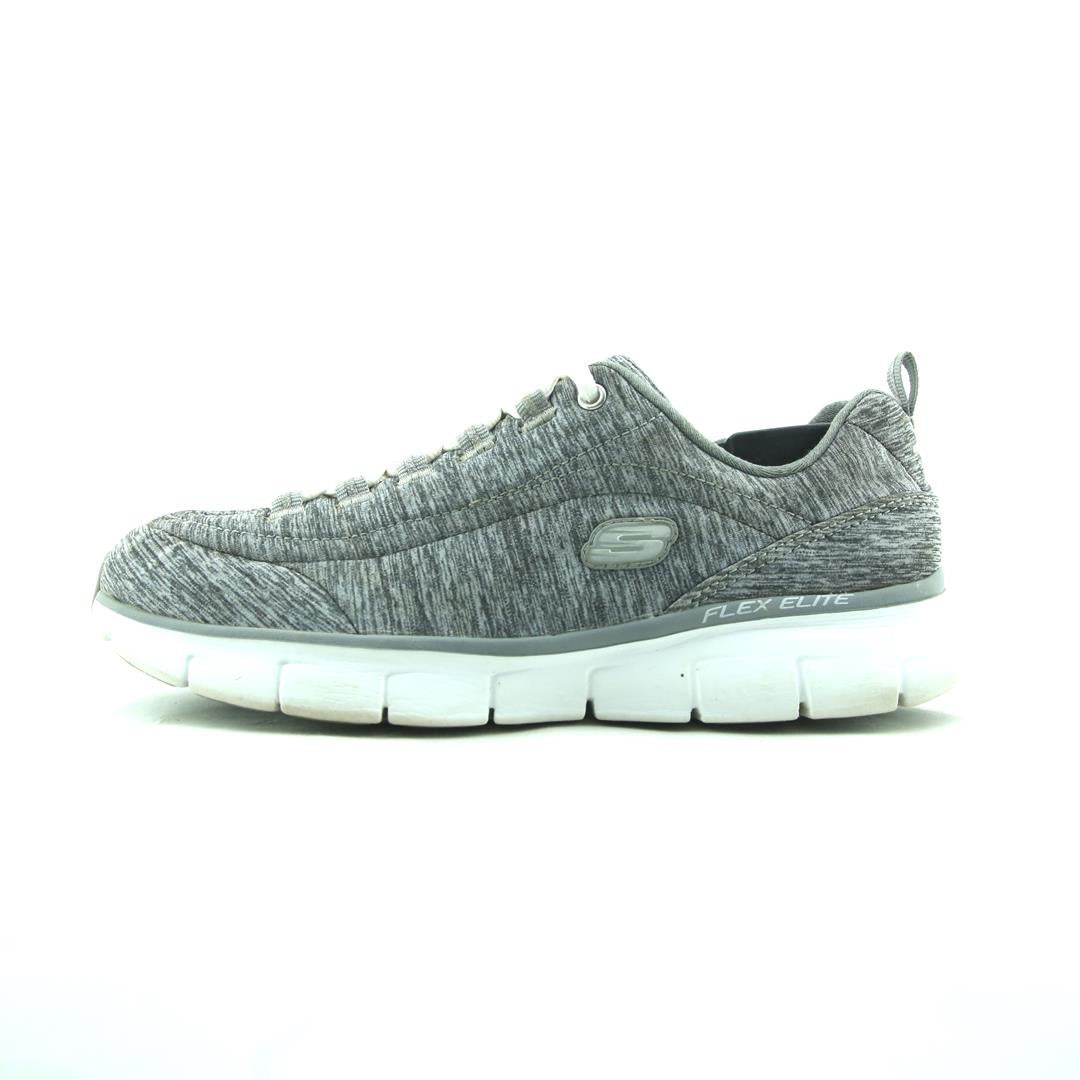 SKECHERS MEMORY FOAM