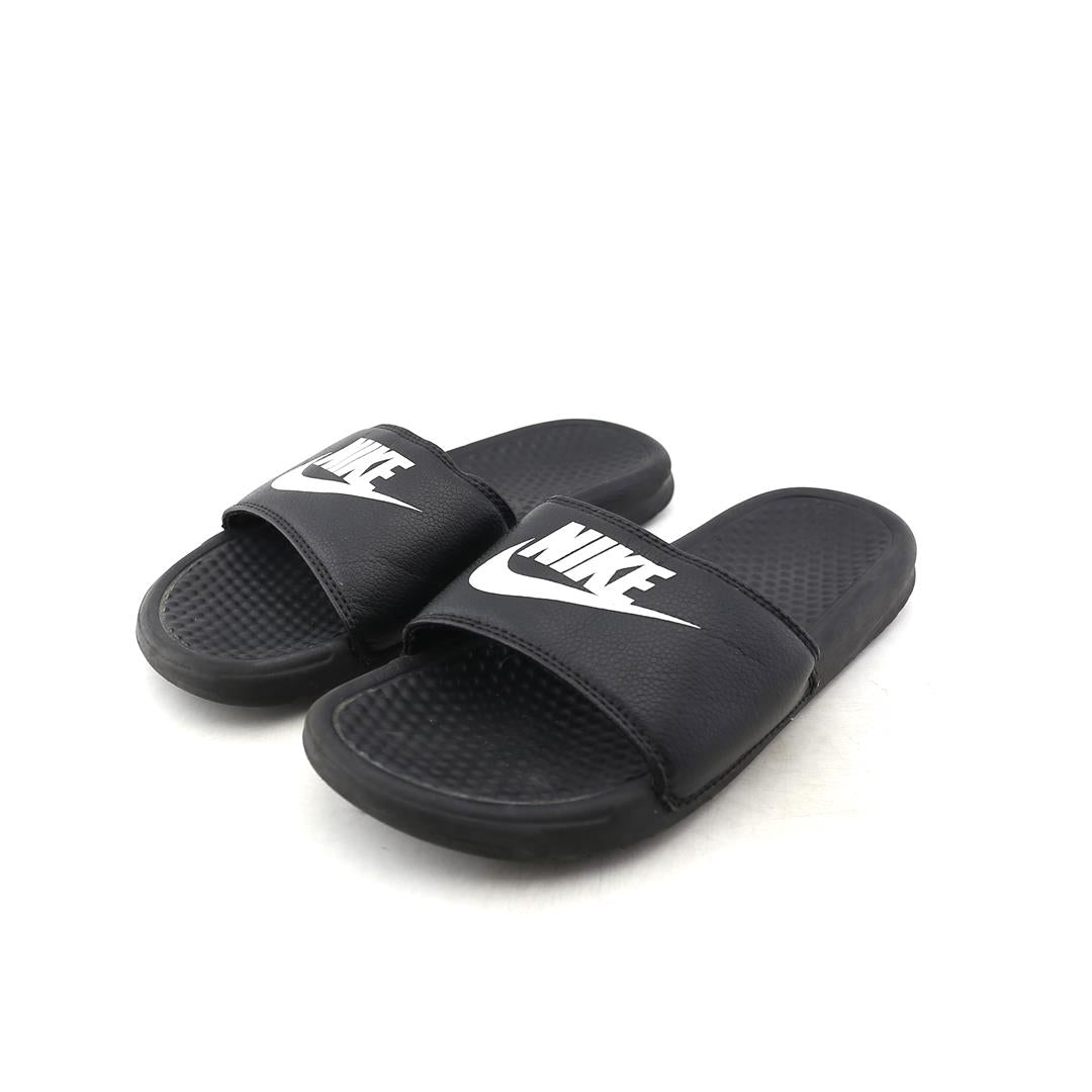 NIKE BENASSI JDI