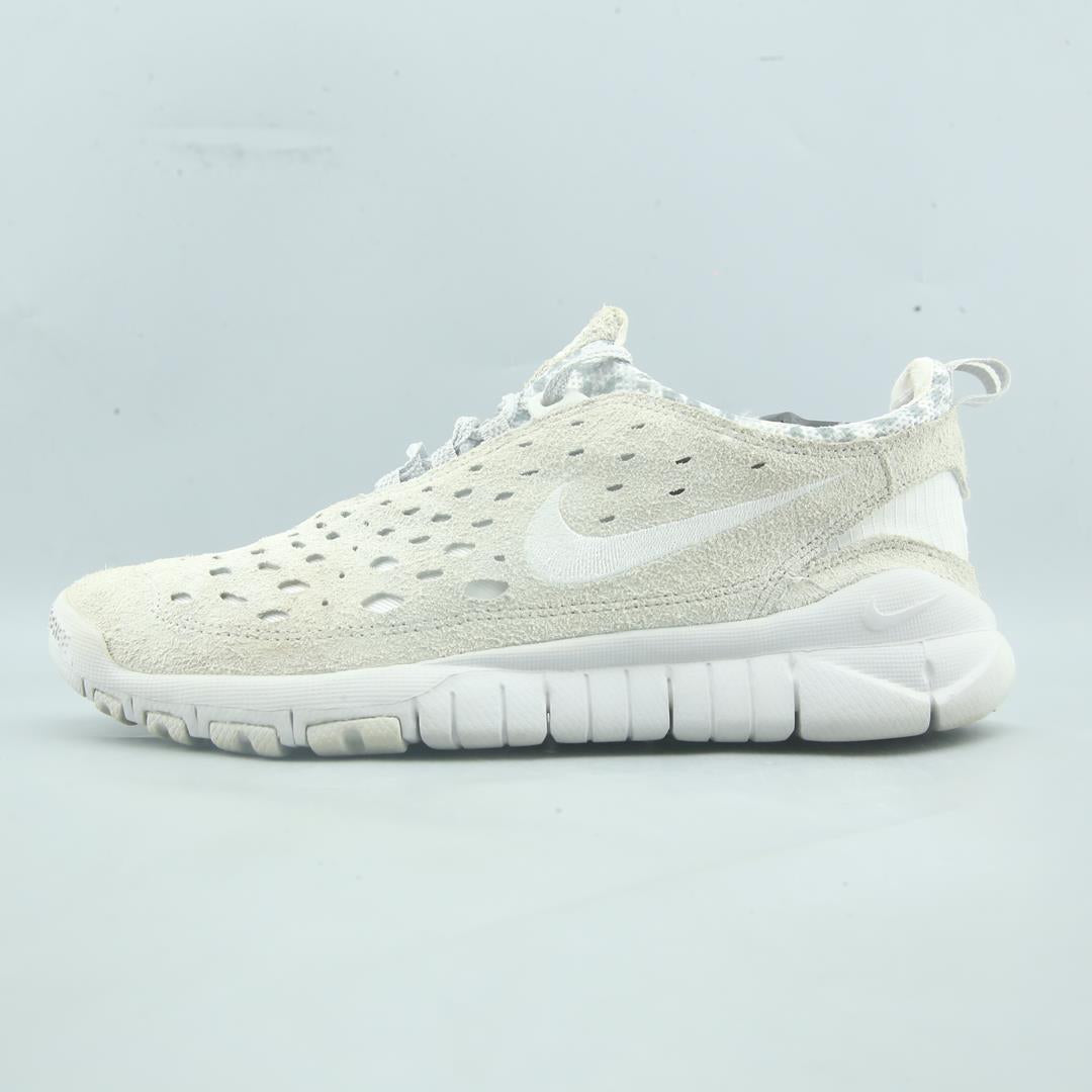 NIKE FREE RUN
