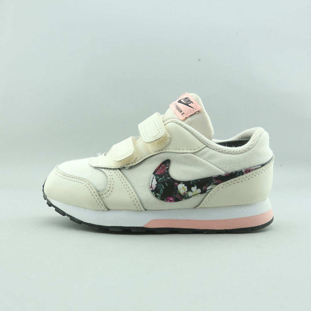 NIKE MD RUNNER 2