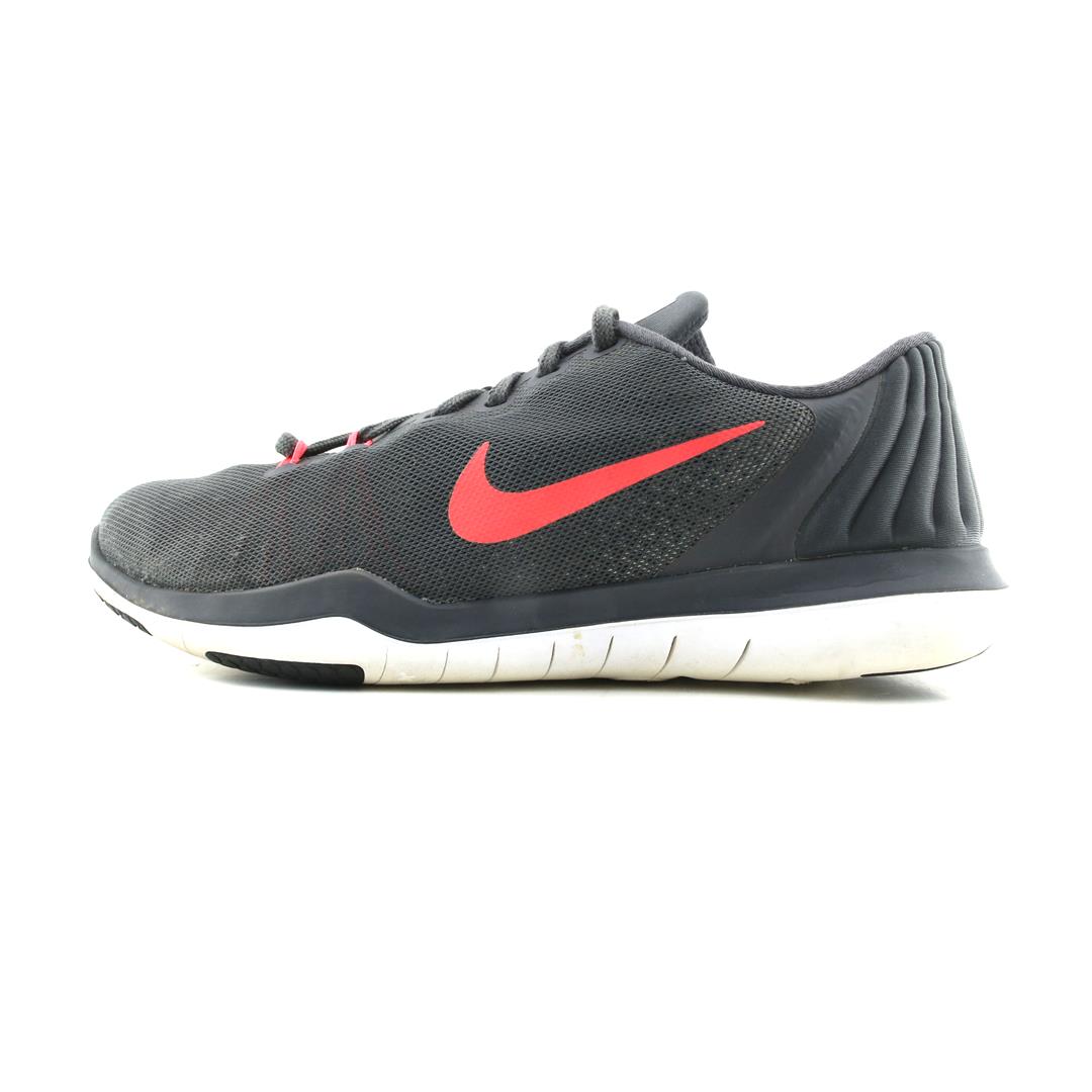 NIKE FLEX SUPREME TR 5