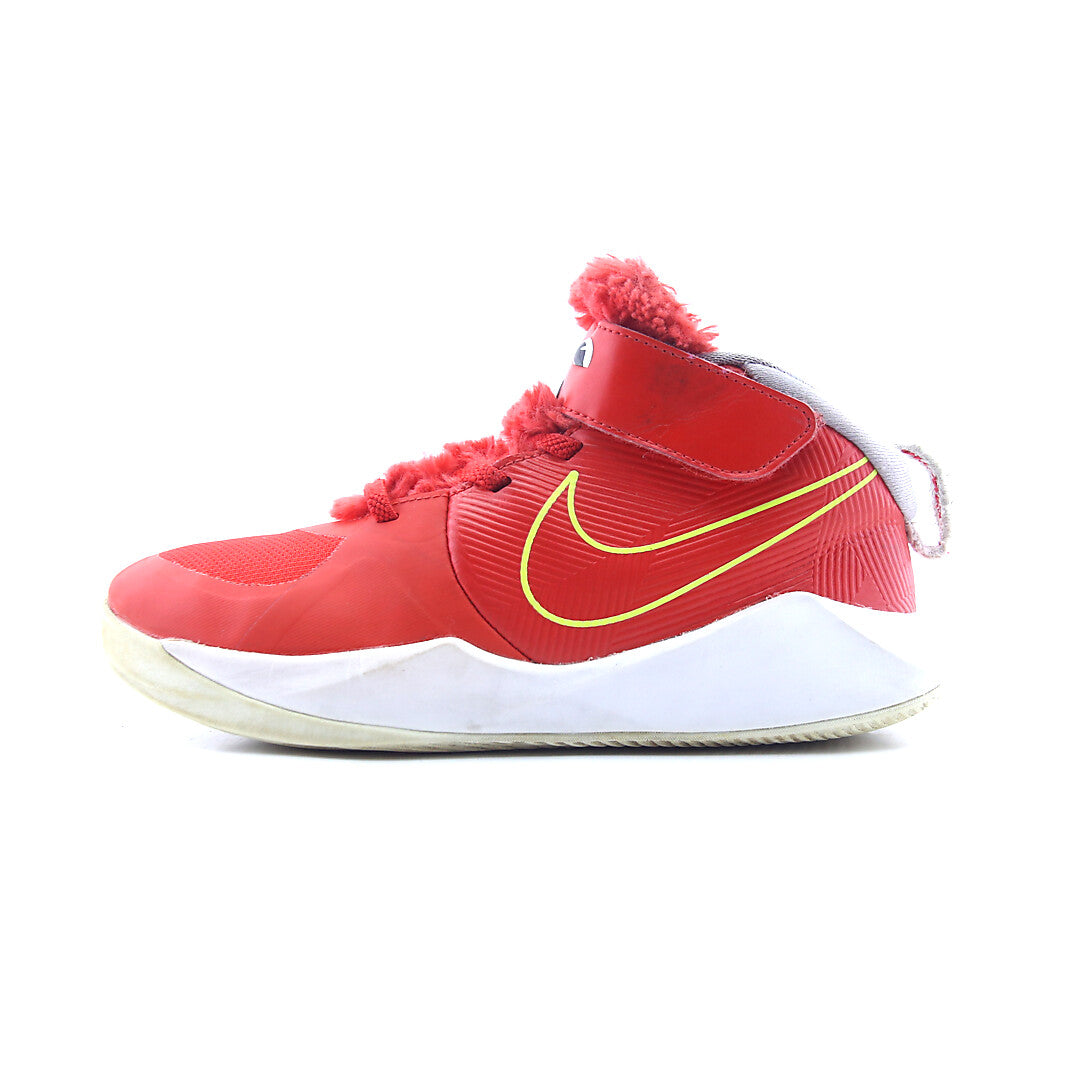 NIKE TEAM HUSTLE D 8