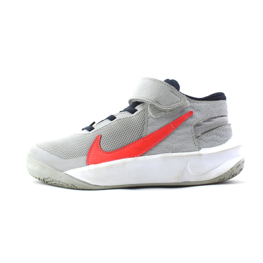 NIKE TEAM HUSTLE D 10 FLYEASE