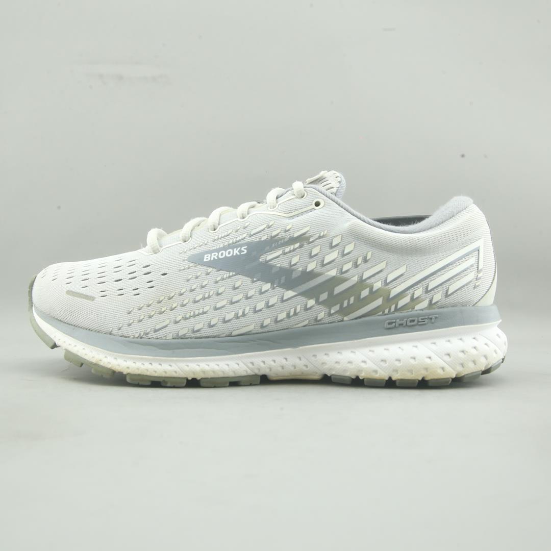 BROOKS GHOST 13