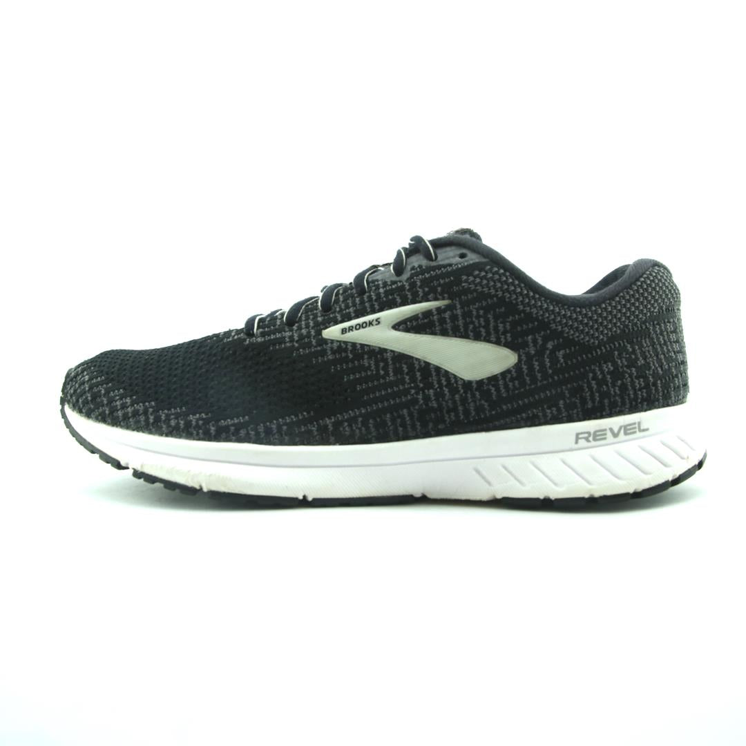 BROOKS REVEL 3
