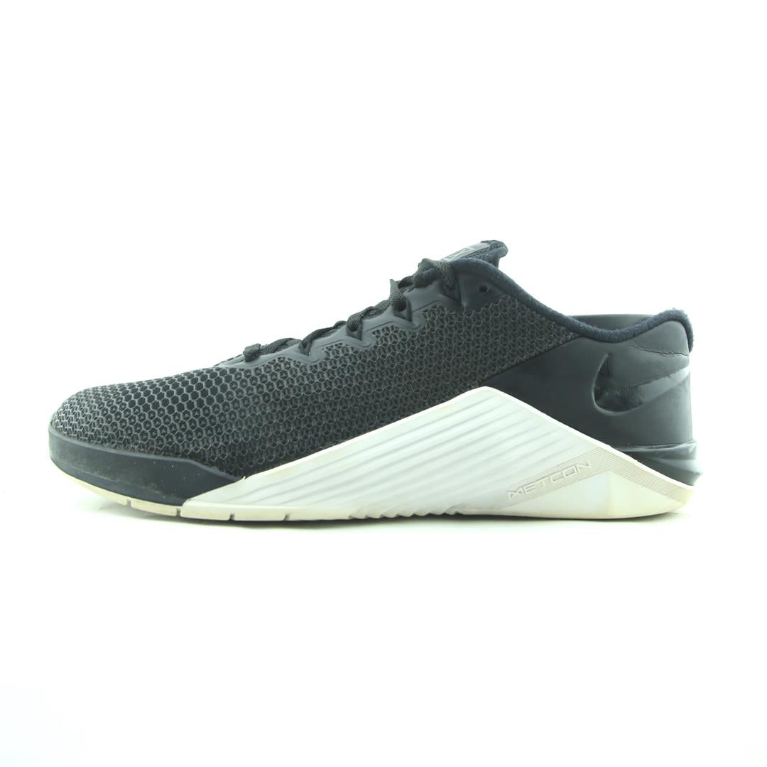 NIKE METCON 5