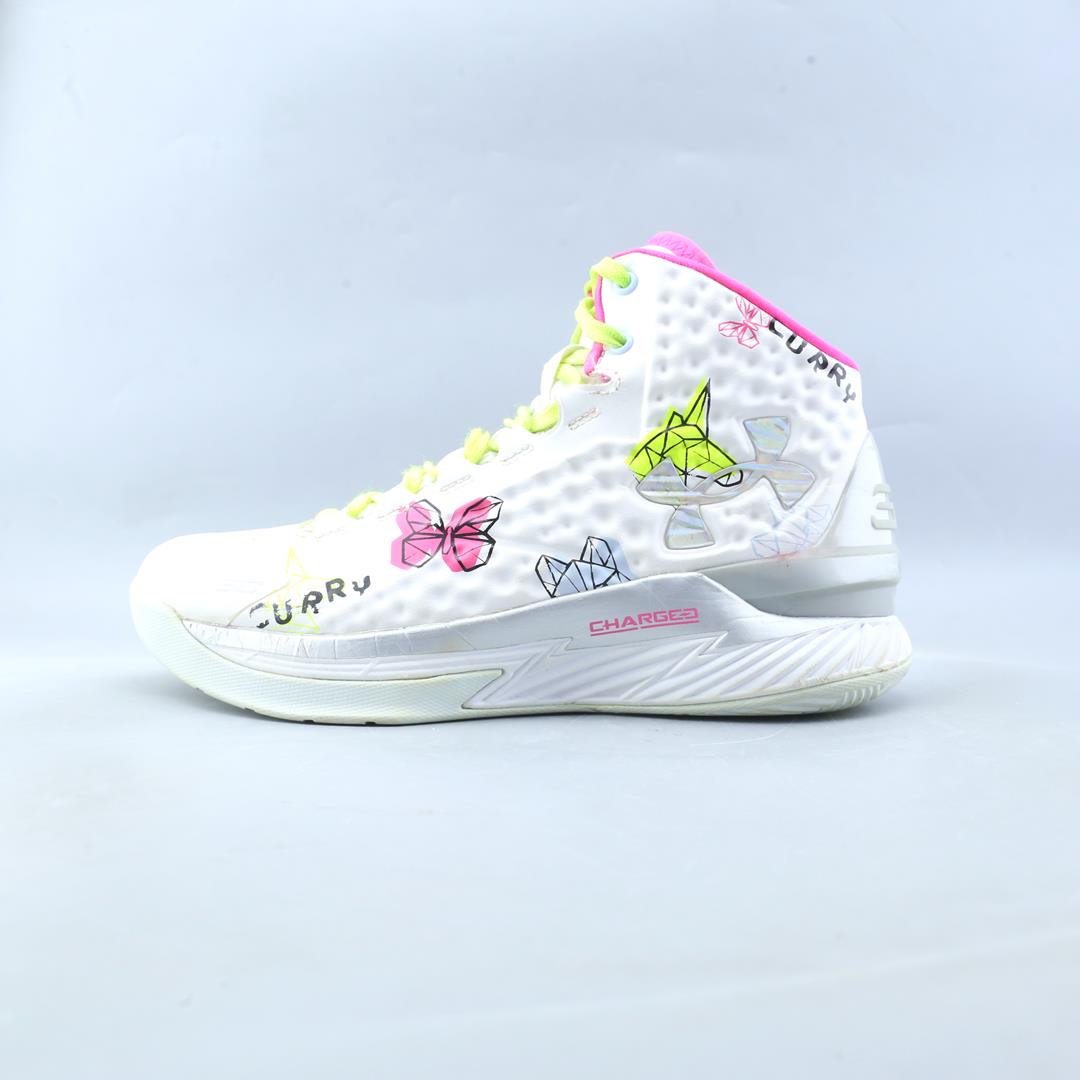 UNDER ARMOUR CURRY 1