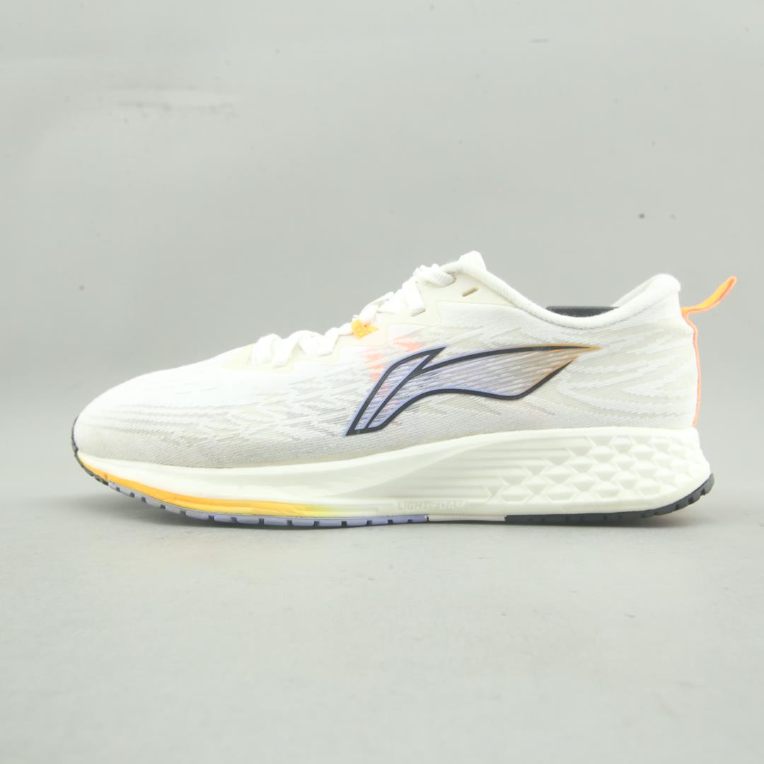 LI-NING RED HARE 6