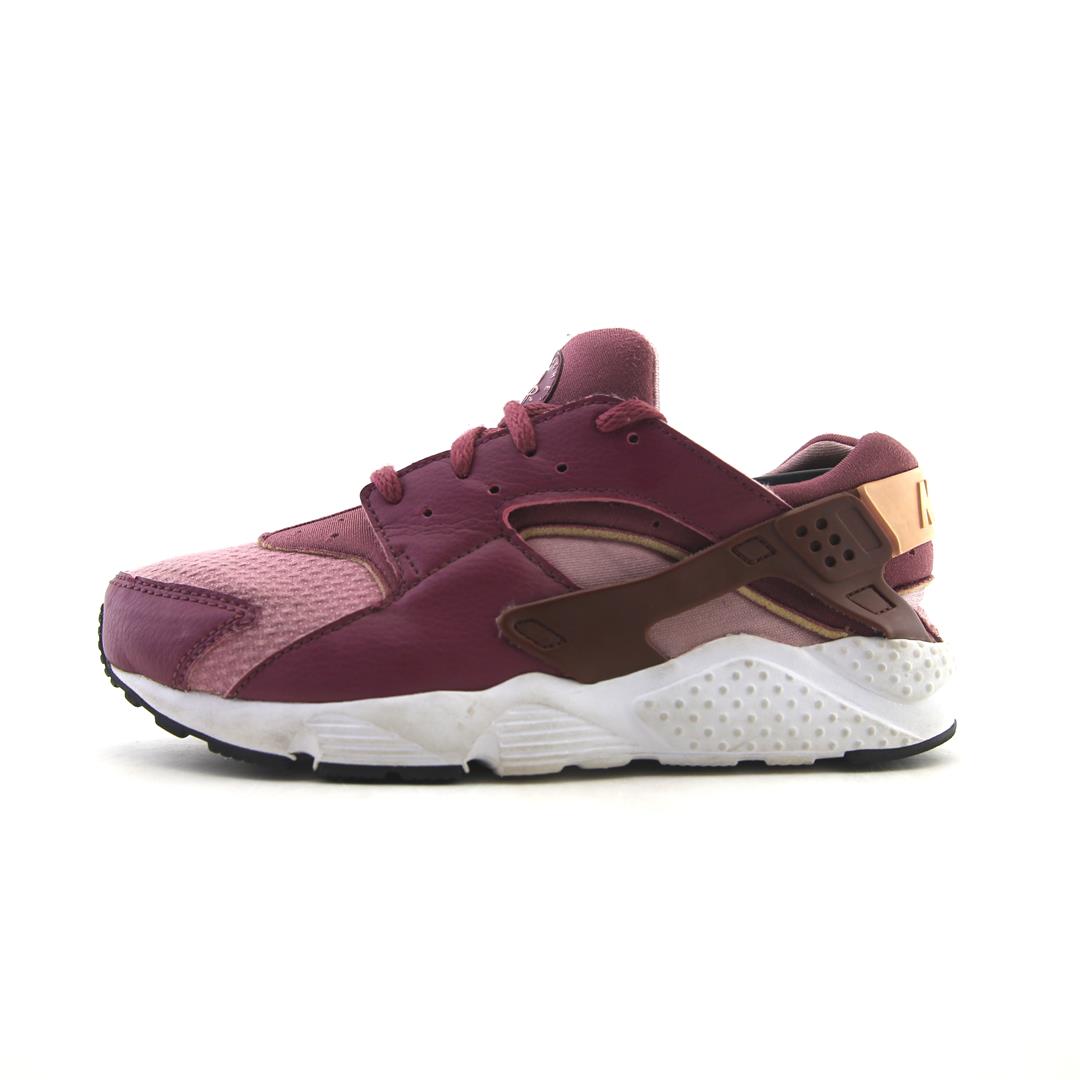 NIKE HUARACHE RUN