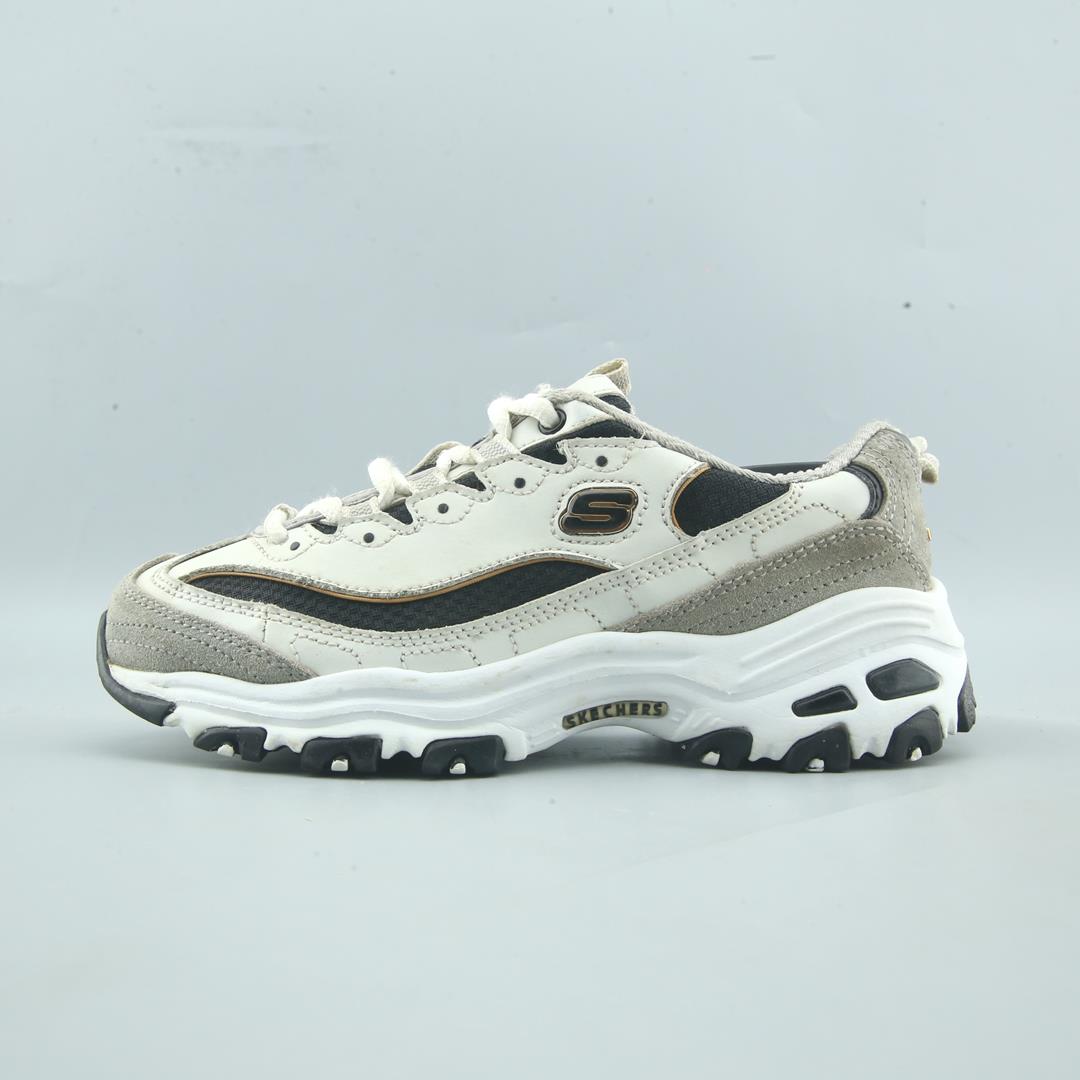 SKECHERS D LITES
