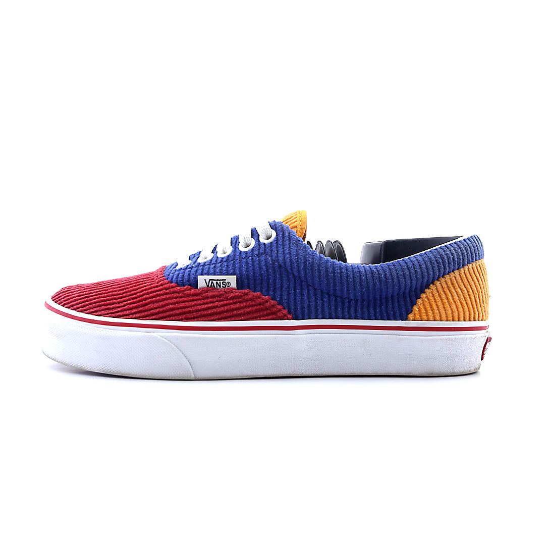 VANS AUTHENTIC