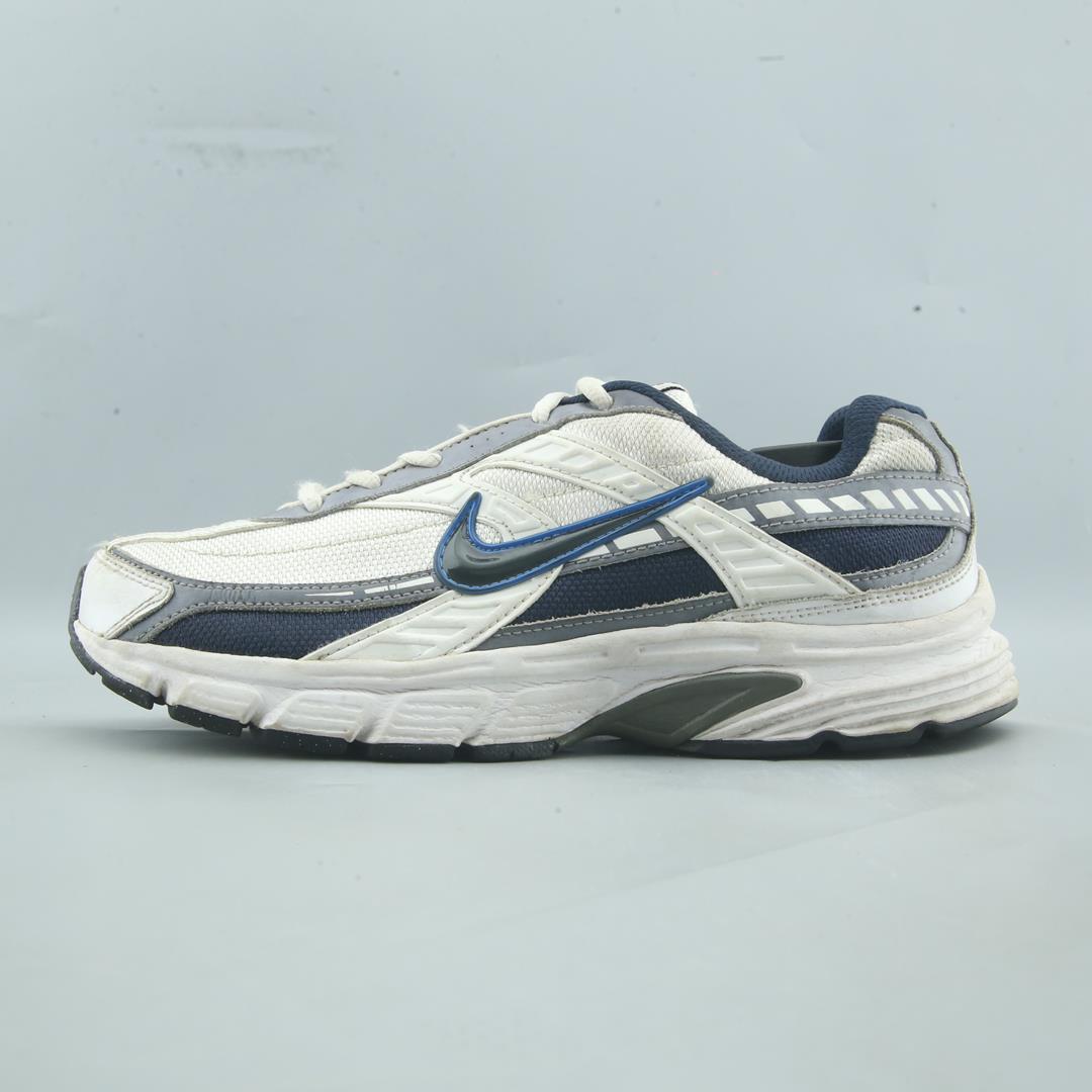 NIKE INITIATOR