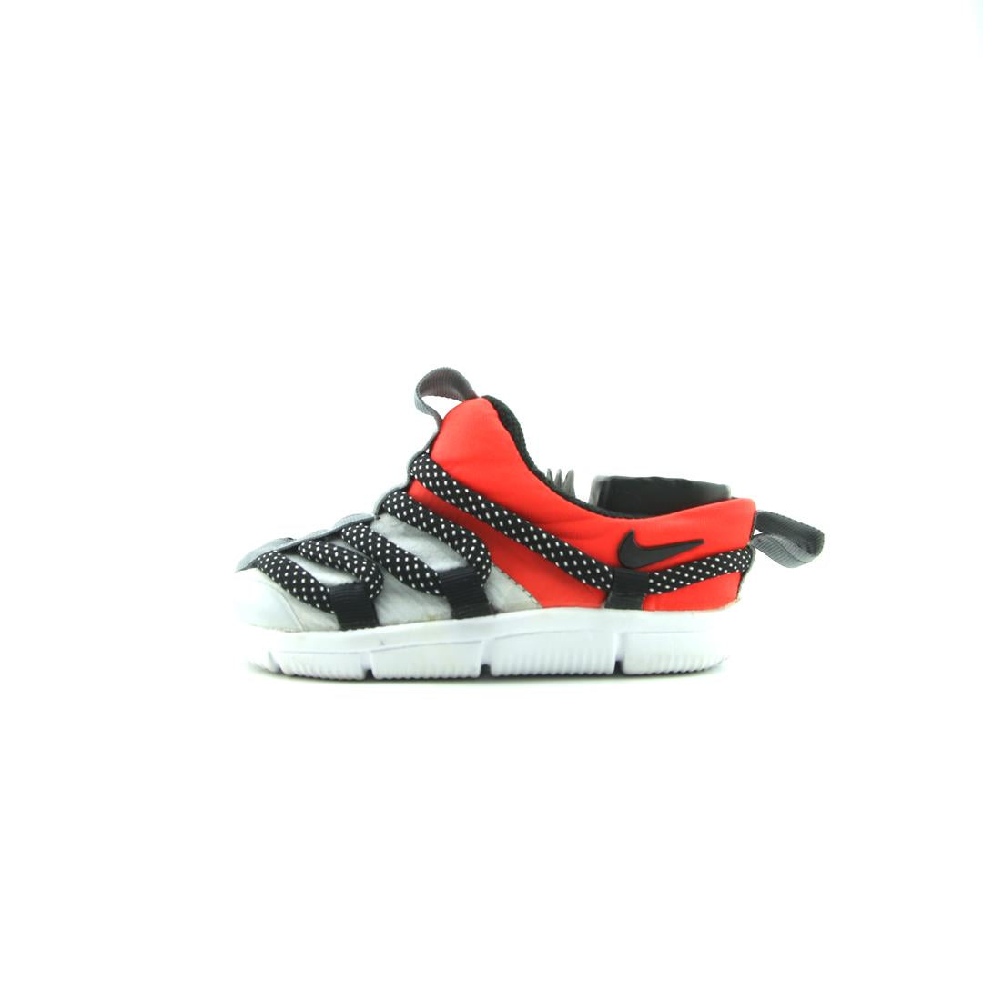 NIKE FLEX RUNNER