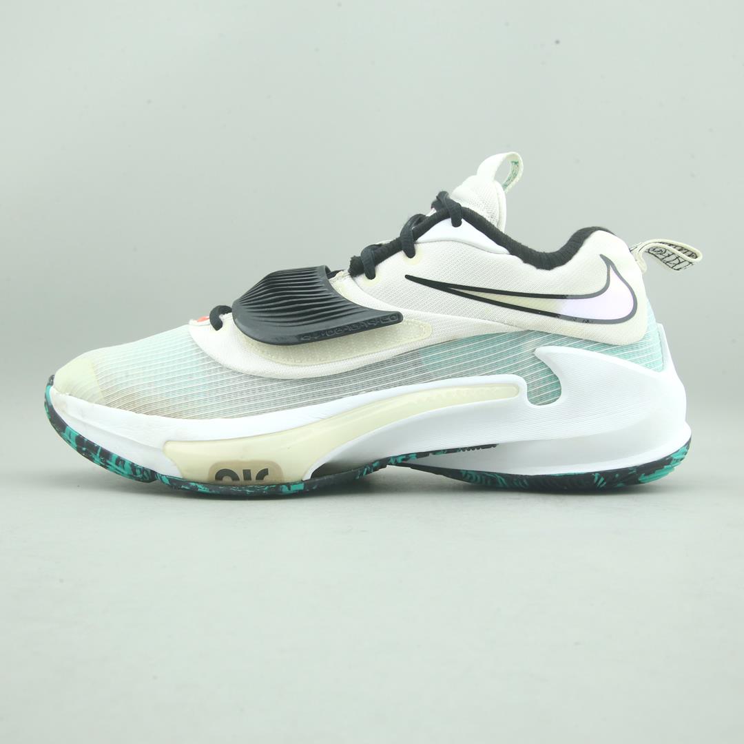NIKE ZOOM FREAK 3