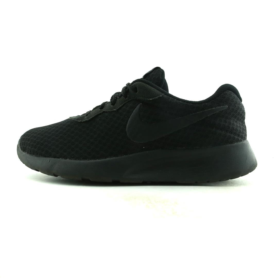 nike tanjun sneaker