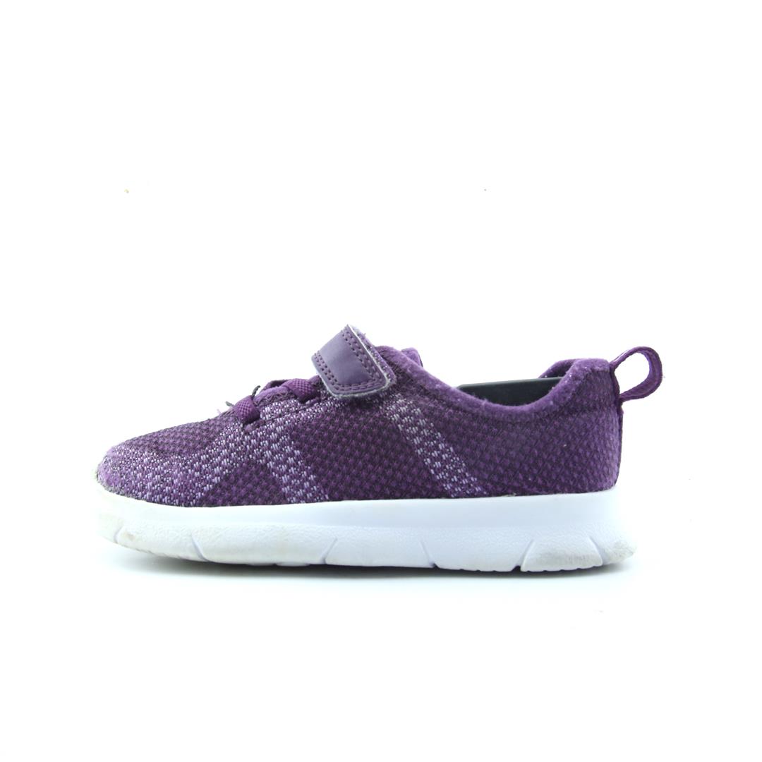 CLARKS .