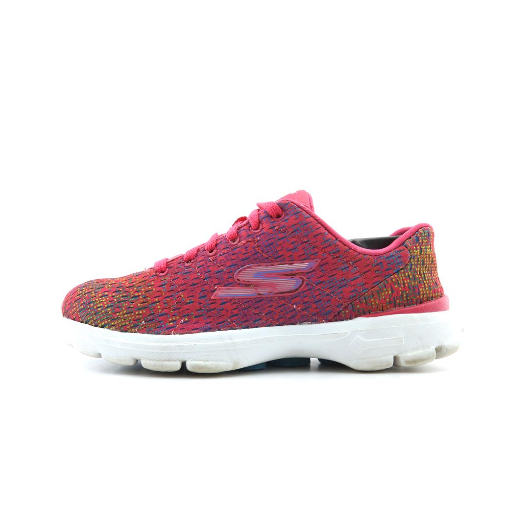 SKECHERS GO WALK 3